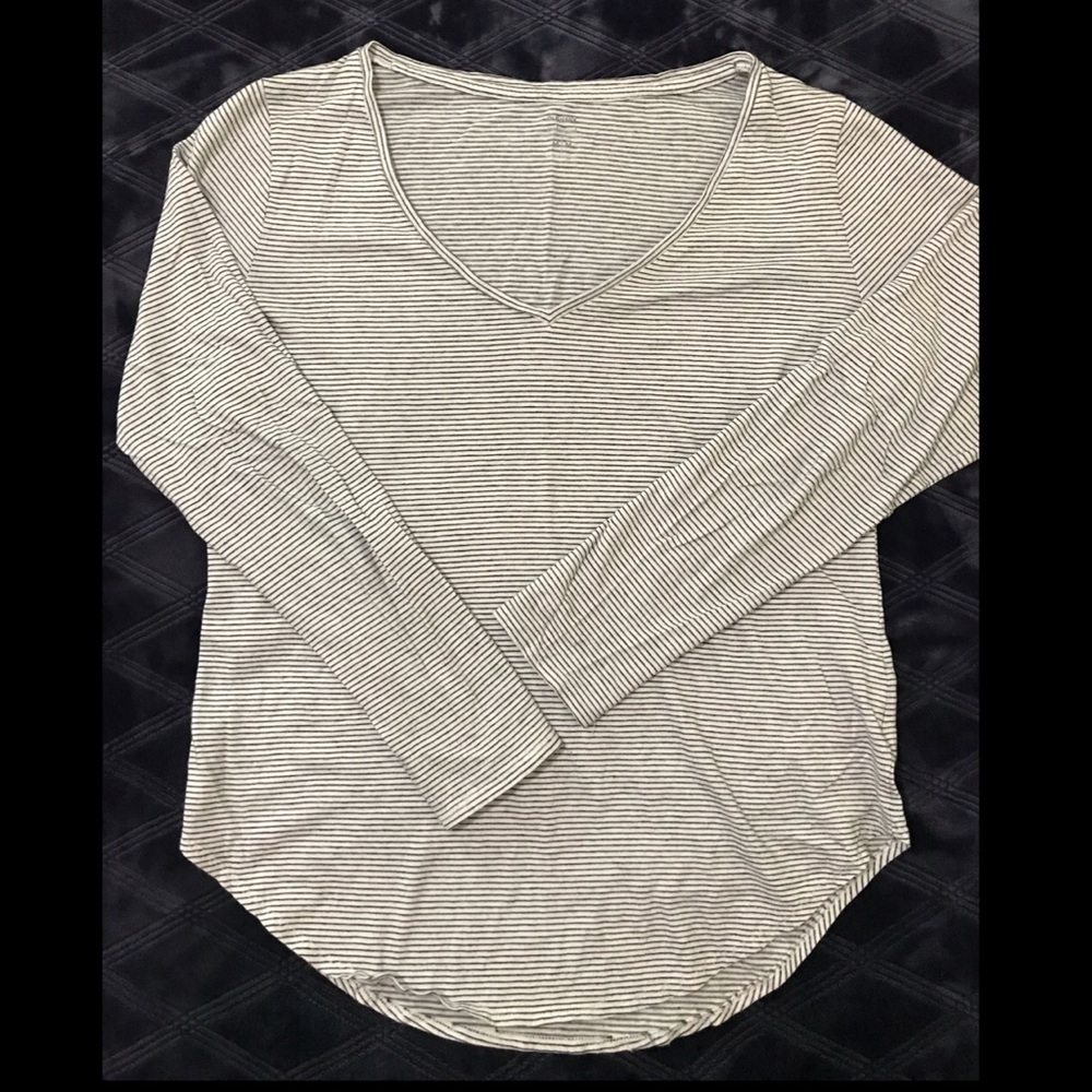 Old Navy Relaxed Fit Tee